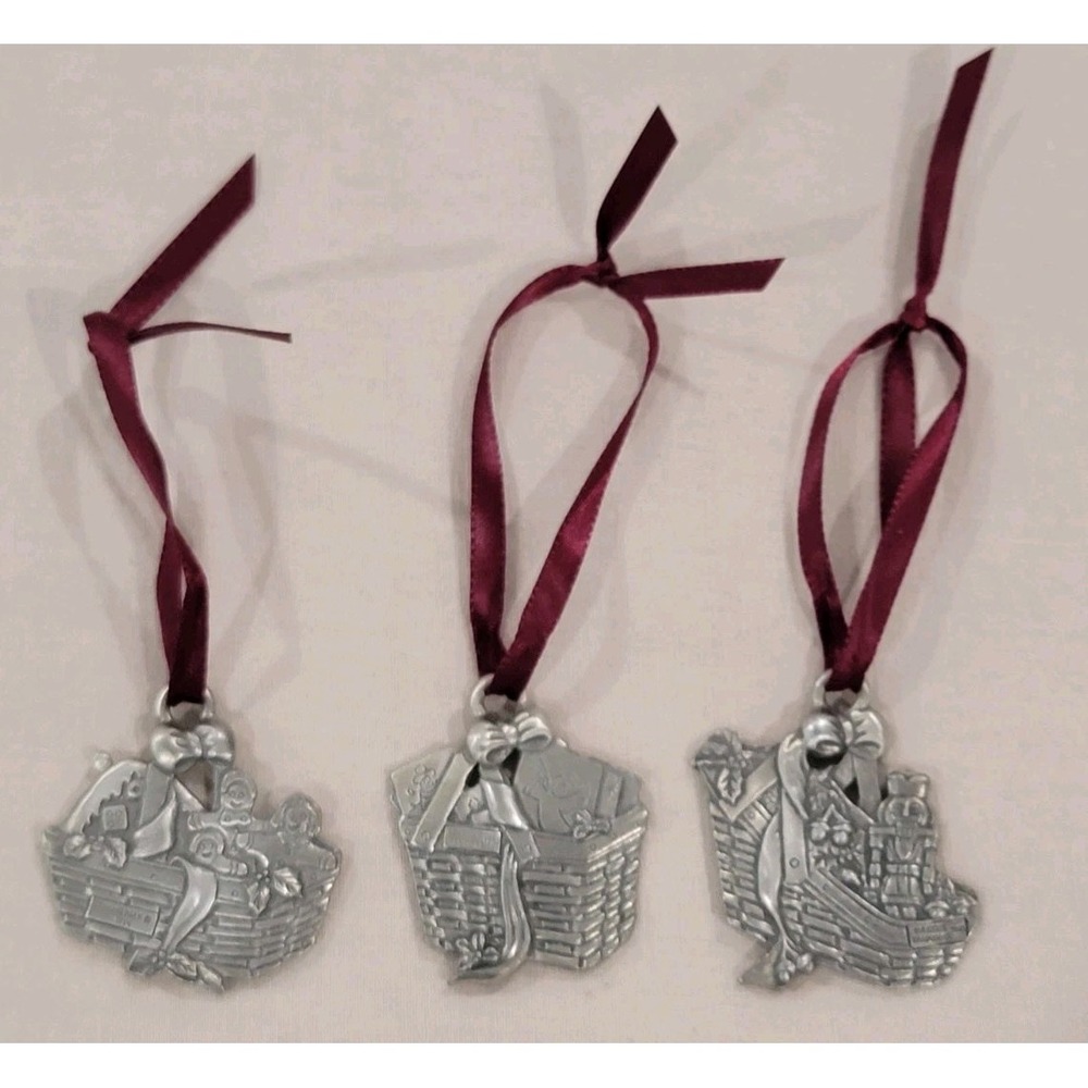 Set of 3 Longaberger Ornaments Pewter Basket Gingerbread, Nutcracker,‎ Cards